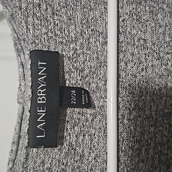 Worn 1x lane bryant long gray sweater cardigan - Picture 3 of 6